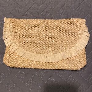 Beachly Faux Wicker Clutch Purse
